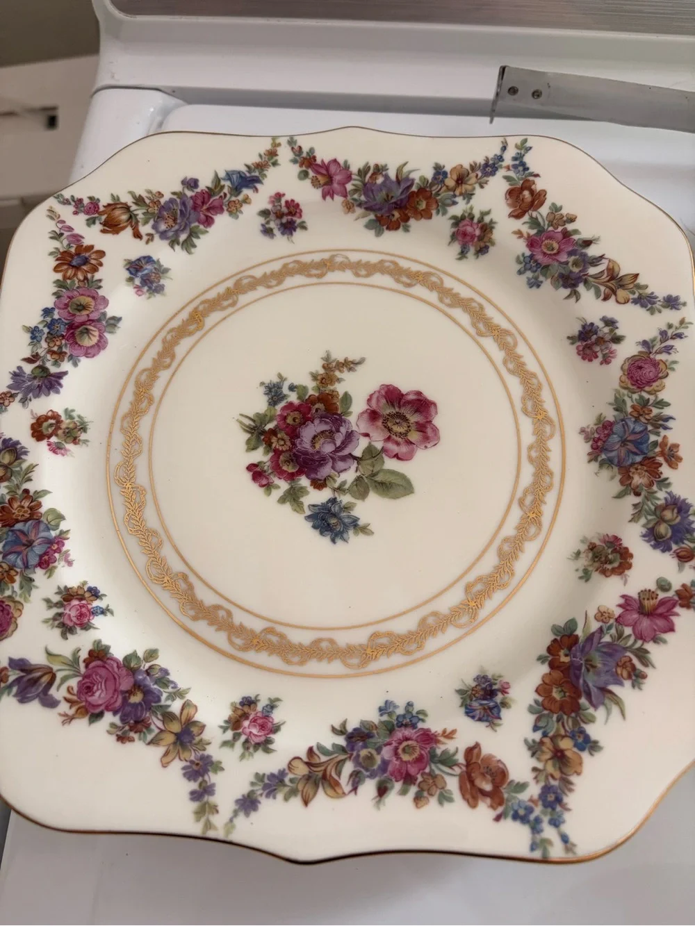 N/A elegant vintage